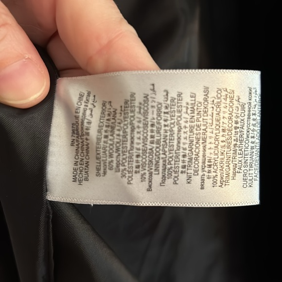 Perfect condition BCBG black jacket - Picture 10 of 10